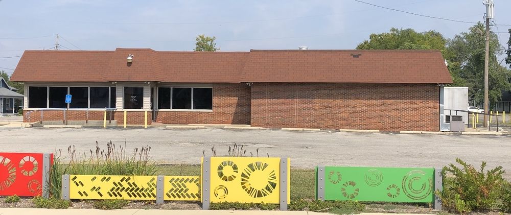 Retail Corner- New Development Opportunity: 1602 State St, Columbus, IN, 47201